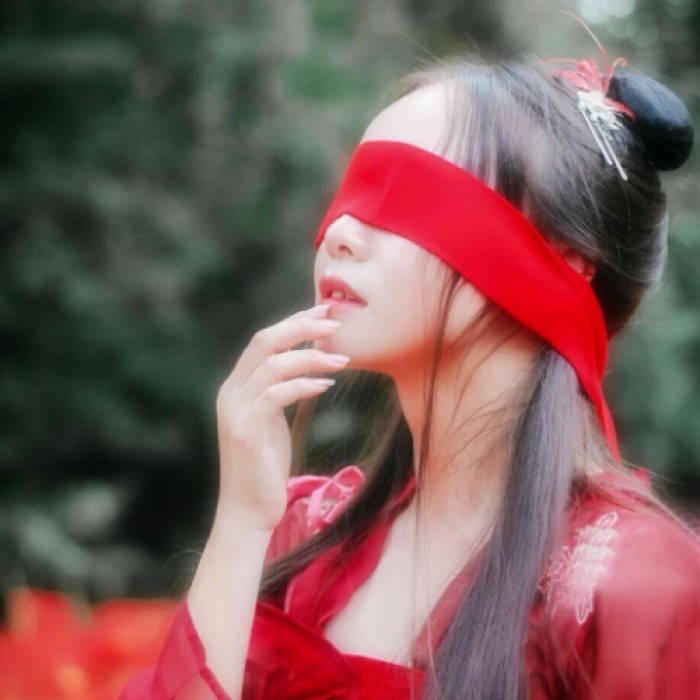 俏麗女子真人古風(fēng)頭像，婉風(fēng)流轉(zhuǎn)女生頭像